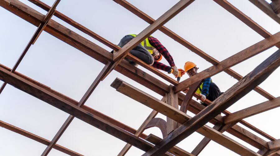 Professional residential roofers in Marks, MS